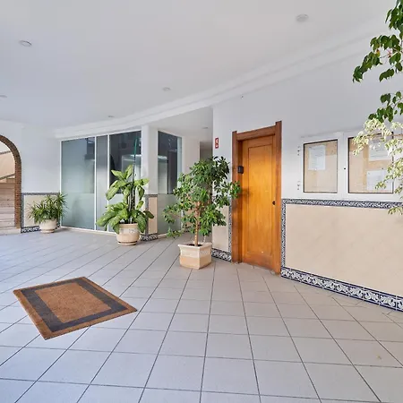 Penthouse Sea View By Holidays Daire *