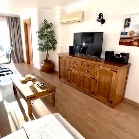 Penthouse Sea View By Holidays Lägenhet *