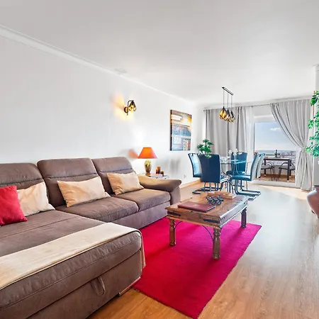 Penthouse Sea View By Holidays * アルブフェイラ