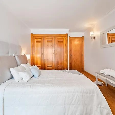 Penthouse Sea View By Holidays *
