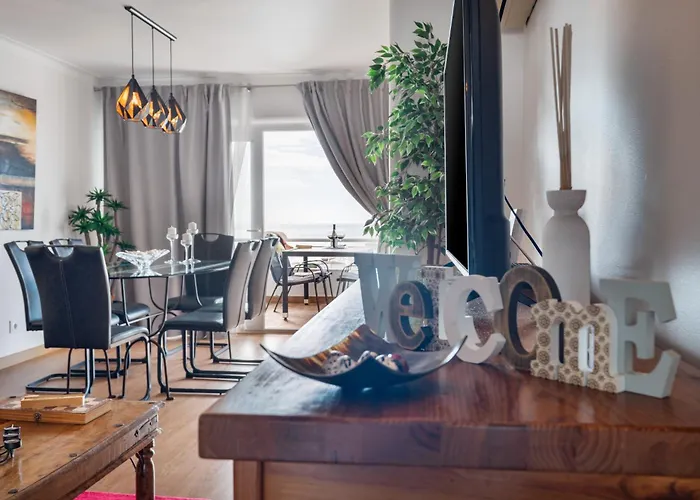 아파트 Penthouse Sea View By Holidays