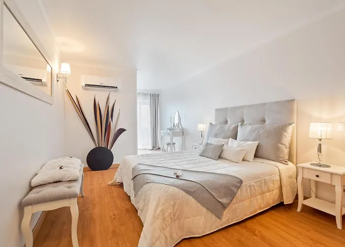 아파트 Penthouse Sea View By Holidays *