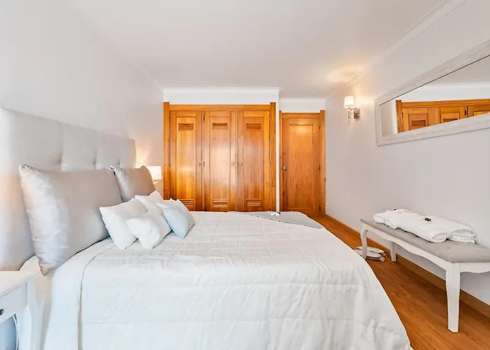 Penthouse Sea View By Holidays *