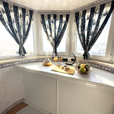 Penthouse Sea View By Holidays 公寓